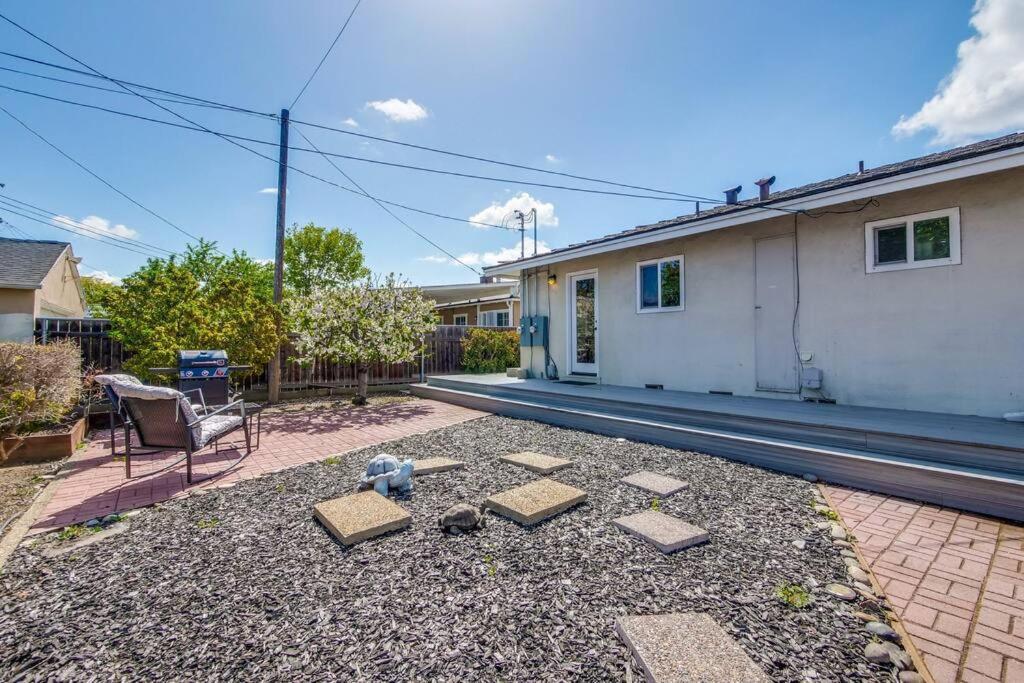 Mj Cozy 2b1b Duplex Ac Walk To Shopping 1891 *