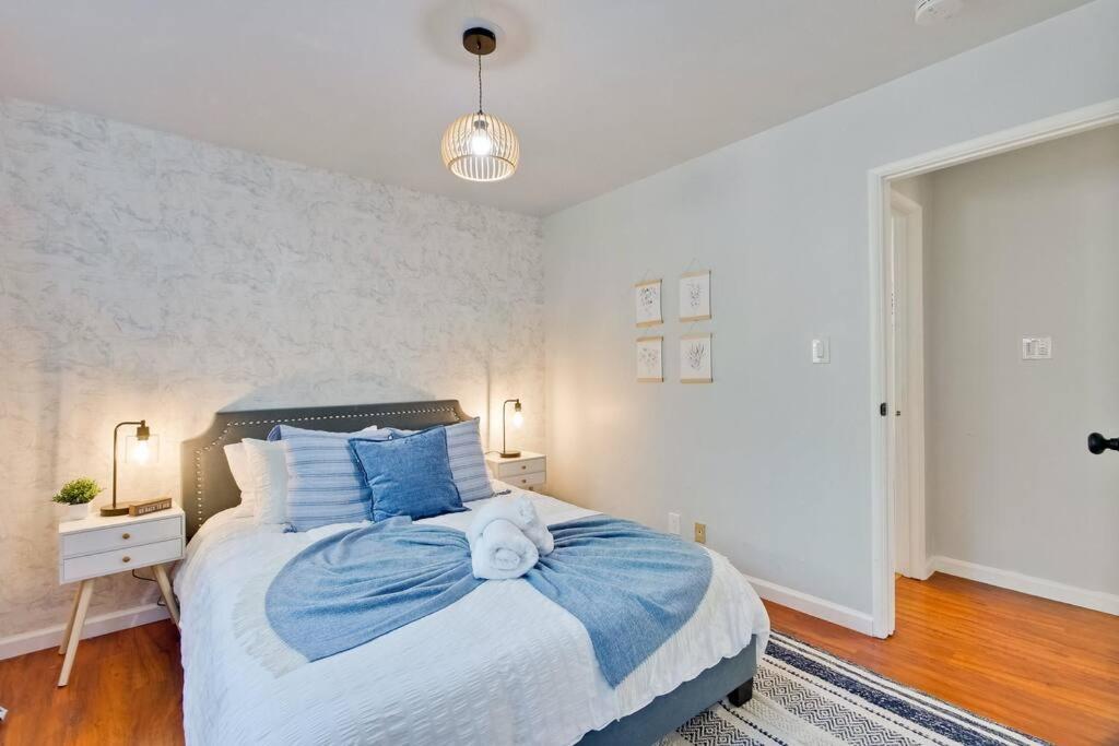 Mj Cozy 2b1b Duplex Ac Walk To Shopping 1891 *